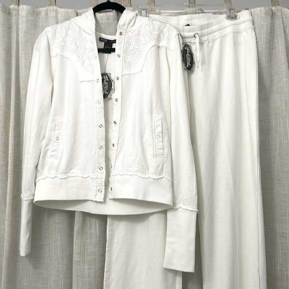 Hale-Bob Track Pants & Hoodie Set White/White  Large NWT - Picture 3 of 17